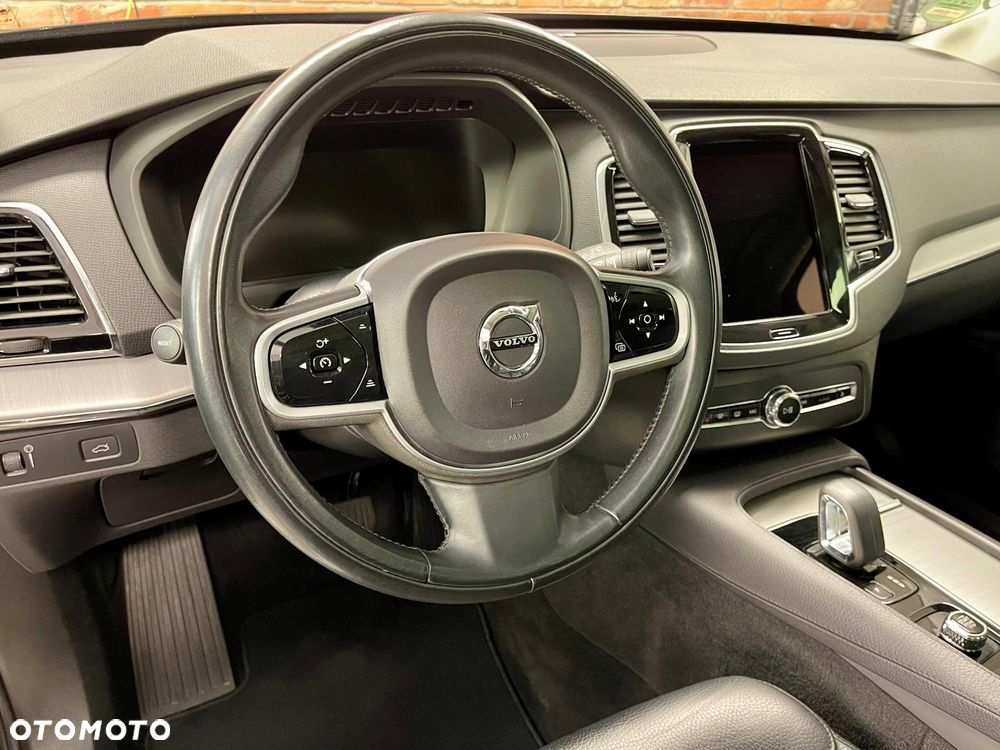 Volvo XC 90 D5 SCR AWD Momentum 7os - 14