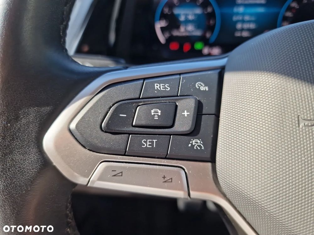 Volkswagen Multivan 2.0 TSI L2 DSG - 32