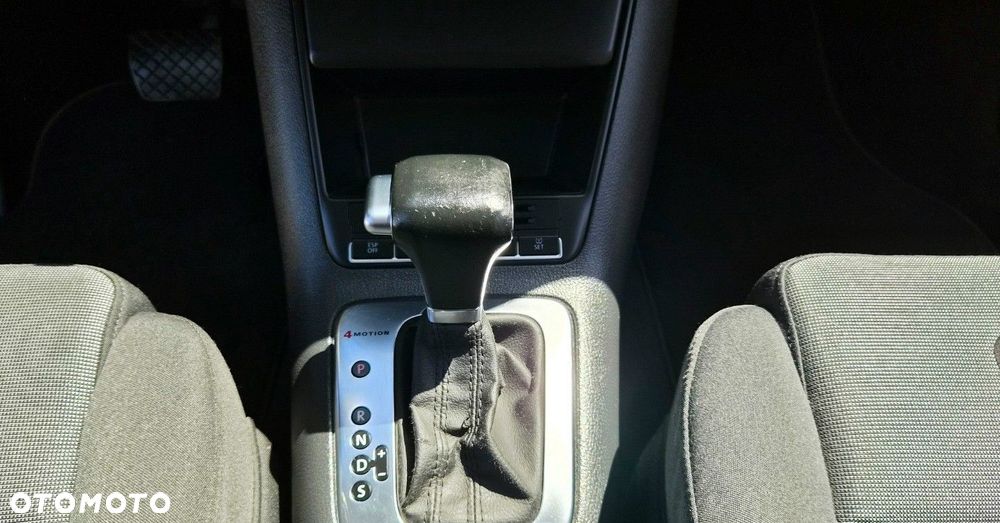 Volkswagen Tiguan - 33