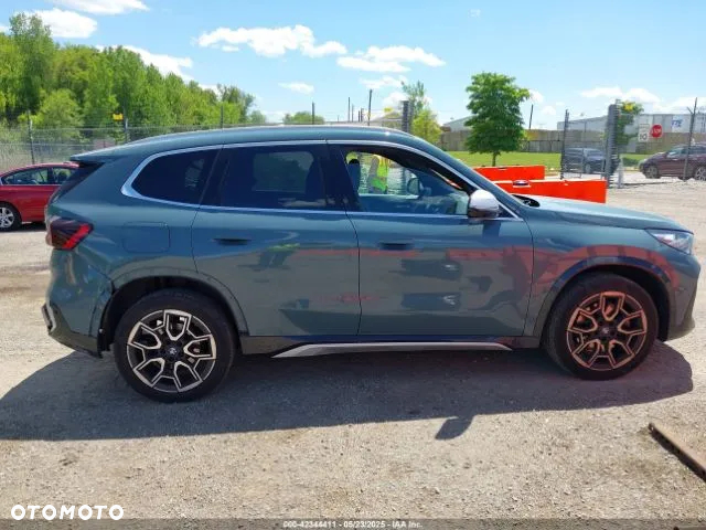 BMW X1 xDrive25i Advantage - 13
