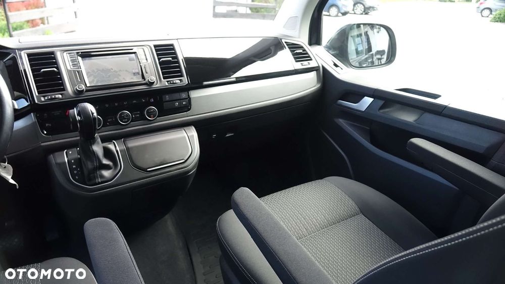 Volkswagen California - 32