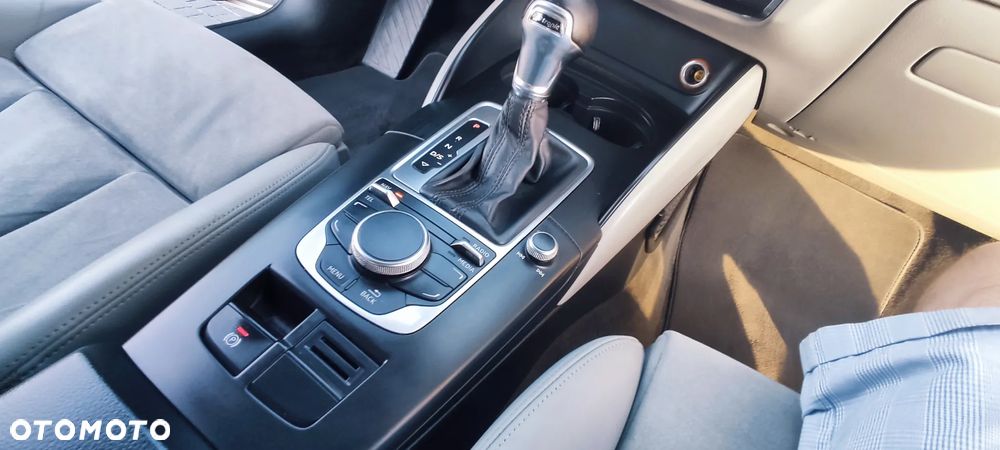 Audi A3 Sportback 1.8 TFSI Ambition S tronic - 29