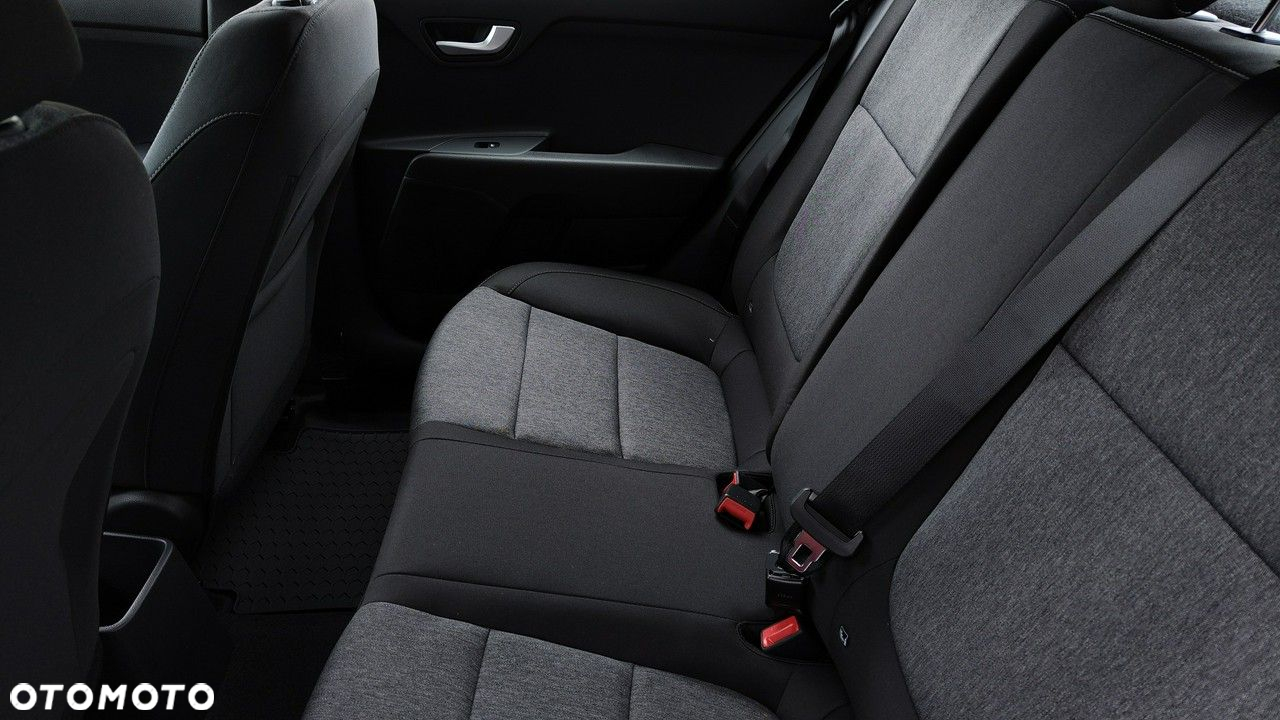 Kia Stonic - 15