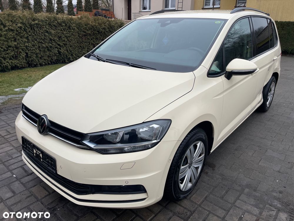 Volkswagen Touran 2.0 TDI SCR DSG Move - 2