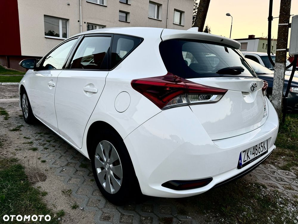 Toyota Auris 1.33 VVT-i Comfort - 4