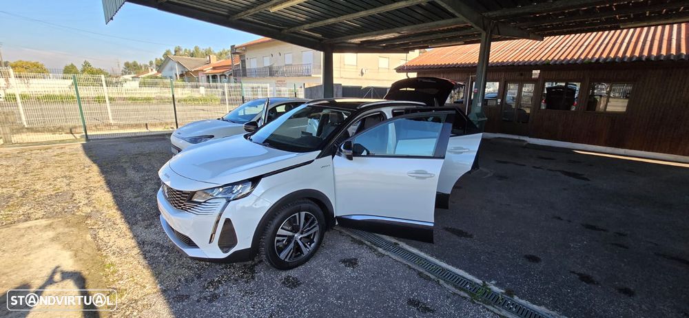 Peugeot 3008 1.6 Hybrid Allure e-EAT8 - 34