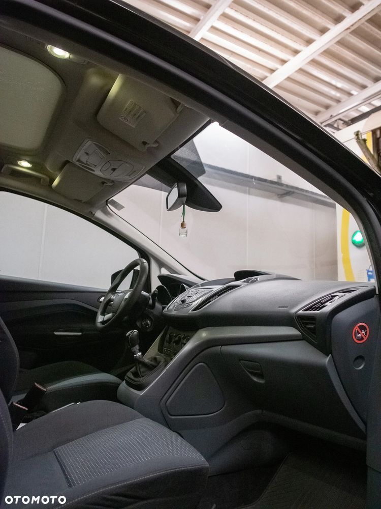Ford C-MAX - 16