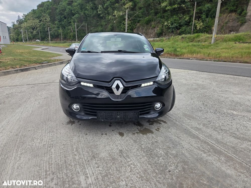 Renault Clio 1.2 16V 75 Life - 14