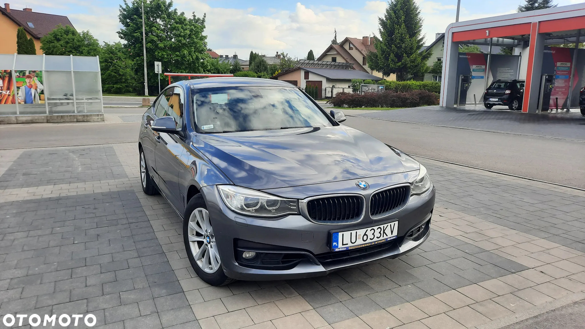 BMW 3GT 320i - 2