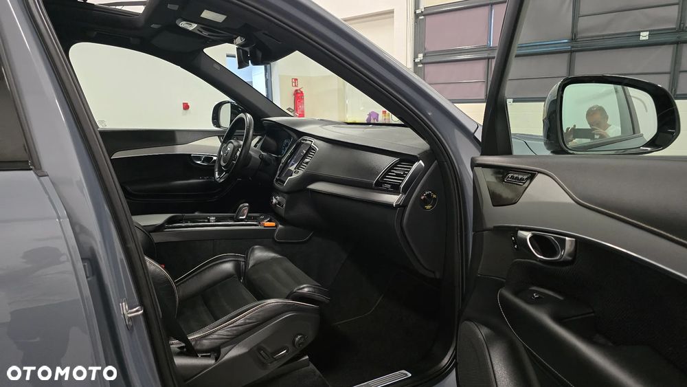 Volvo XC 90 D5 SCR AWD R-Design 7os - 8
