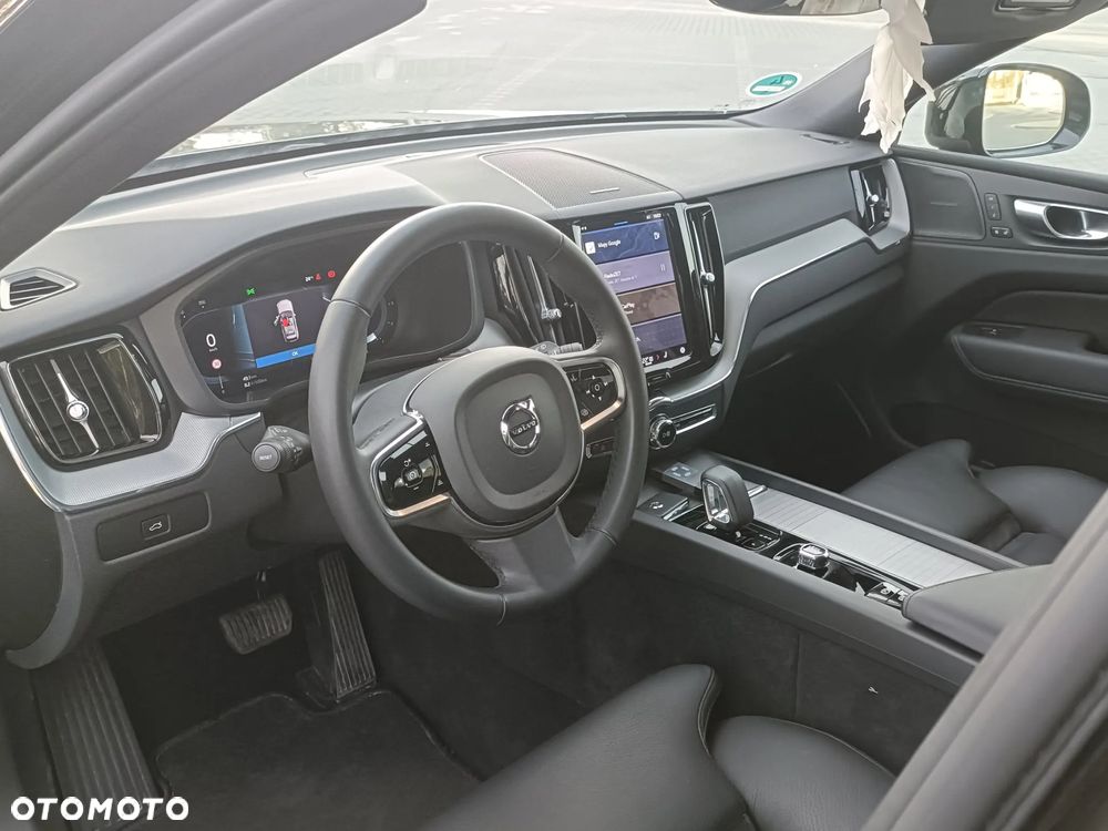 Volvo XC 60 B4 D AWD Geartronic RDesign - 12
