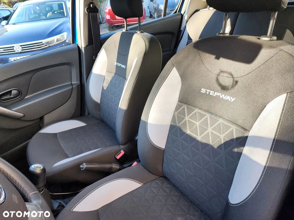 Dacia Sandero Stepway TCe 90 Prestige - 24