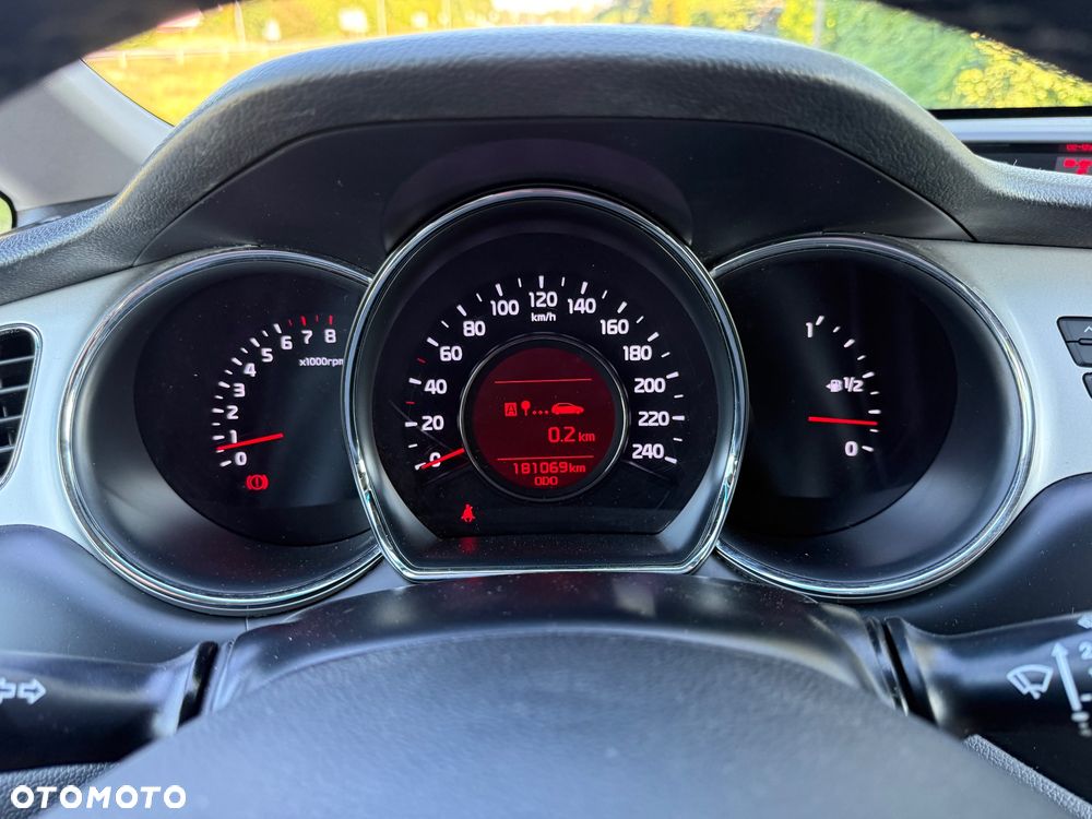 Kia Ceed 1.6 GDI Platinum Edition - 33