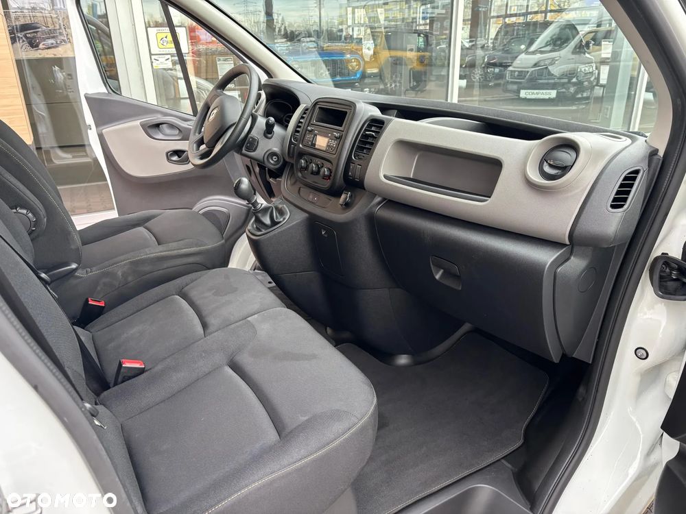 Renault Renault Traffic 1,9 Diesel, Blaszak, 3 osobowy - 12