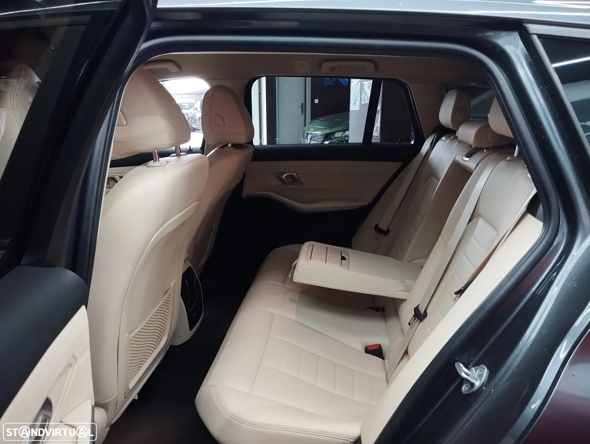 BMW 318 d Touring Auto - 18