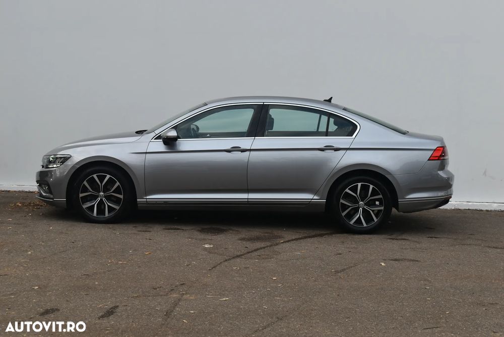 Volkswagen Passat 1.5 TSI ACT DSG Comfortline - 7