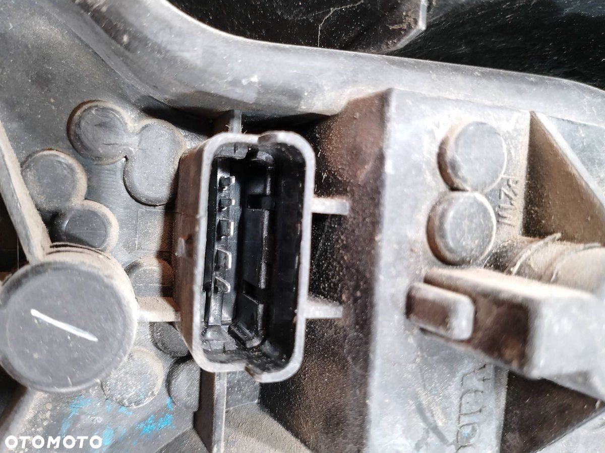 LAMPY TYŁ KOMPLET NISSAN PRIMERA P12 ( 03-07 ) 26555AU220 KOMBI - 5
