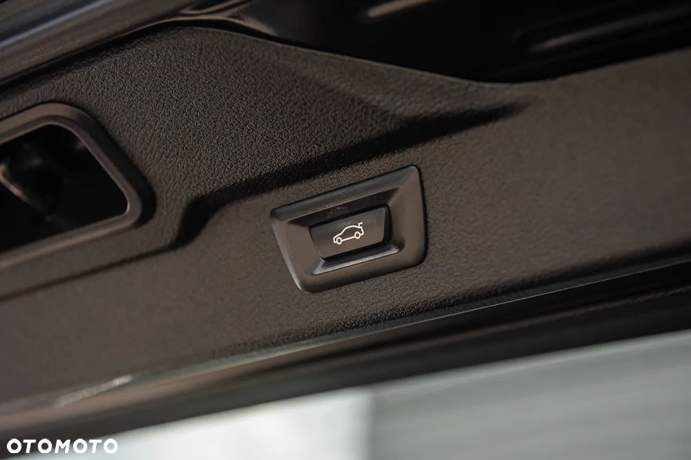 BMW X5 M M50d Sport-Aut - 26