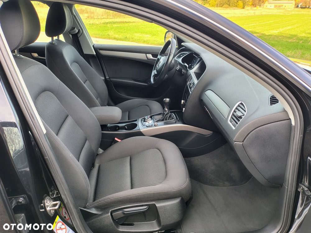 Audi A4 Avant 2.0 TDI DPF Ambiente - 19