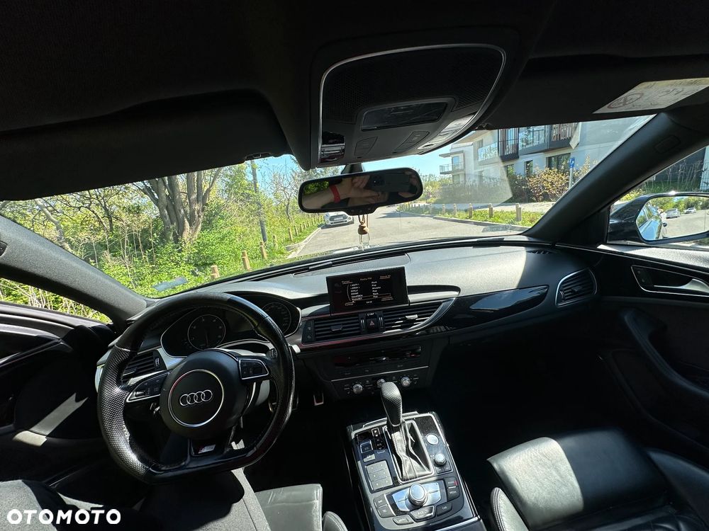 Audi A6 Avant 2.0 TDI Ultra S tronic - 10
