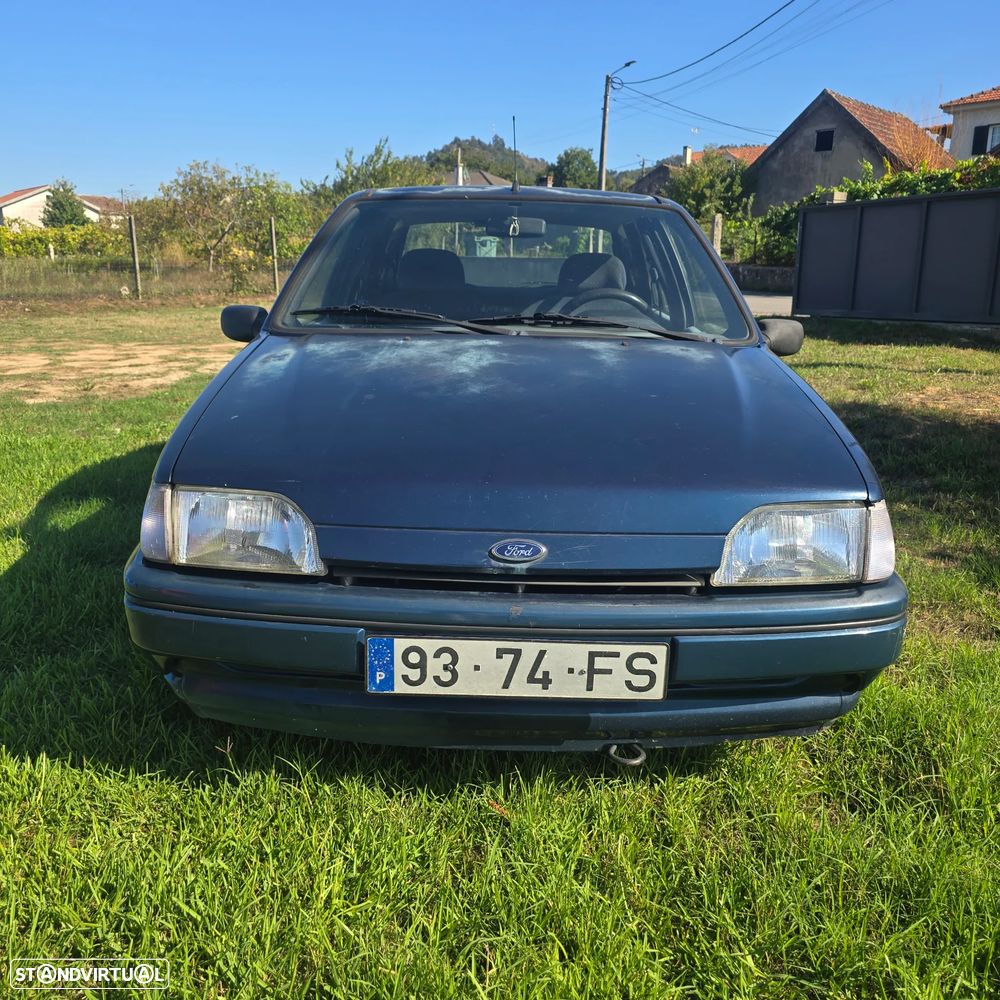 Ford Fiesta 1.1i Newport - 3