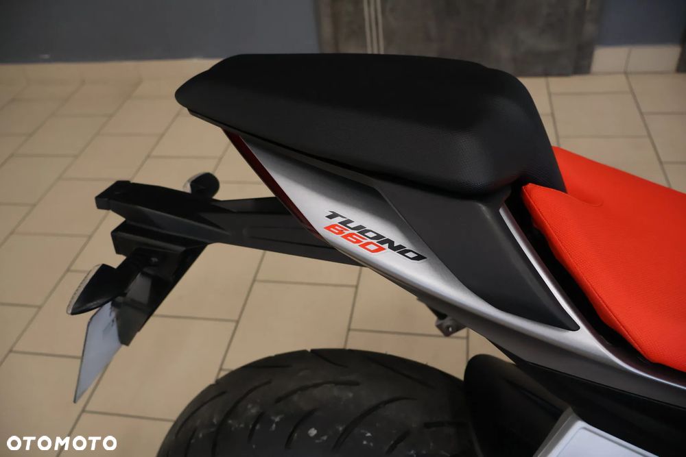 Aprilia Tuono - 15
