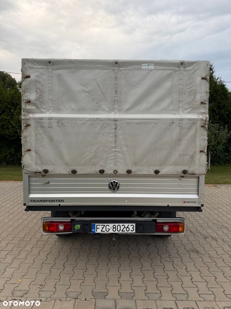Volkswagen Transporter - 11