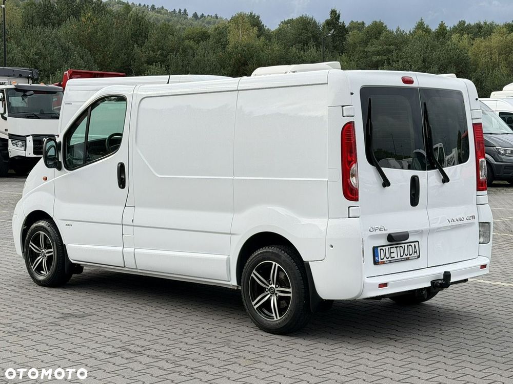 Opel Vivaro - 6