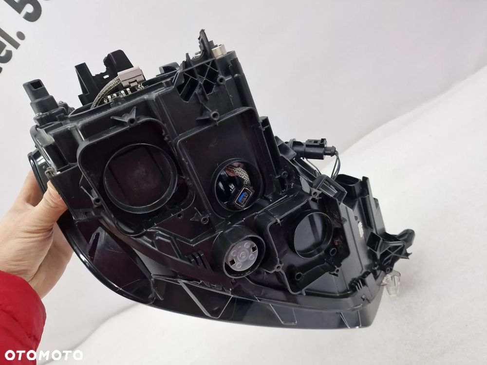 VW SPORTSVAN 517 12- LEWA LAMPA PRZEDNIA PRZÓD BI-XENON , NR 517941031B , NR AUKCJI LA400 - 12