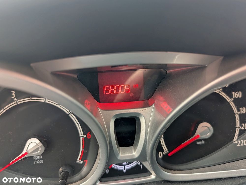 Ford Fiesta 1.25 Titanium - 13