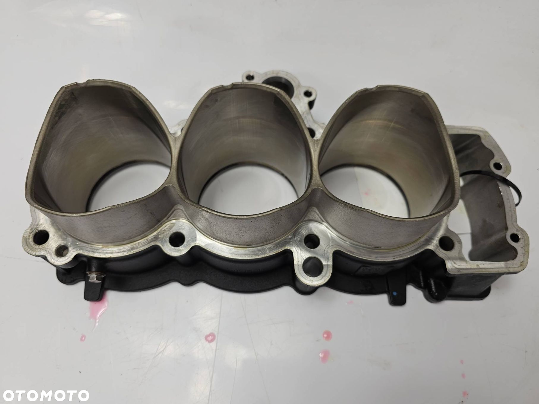 CYLINDER MOTOCYKL TRIUMPH SPEED TRIPLE 1200 RS 1169901 RR - 2