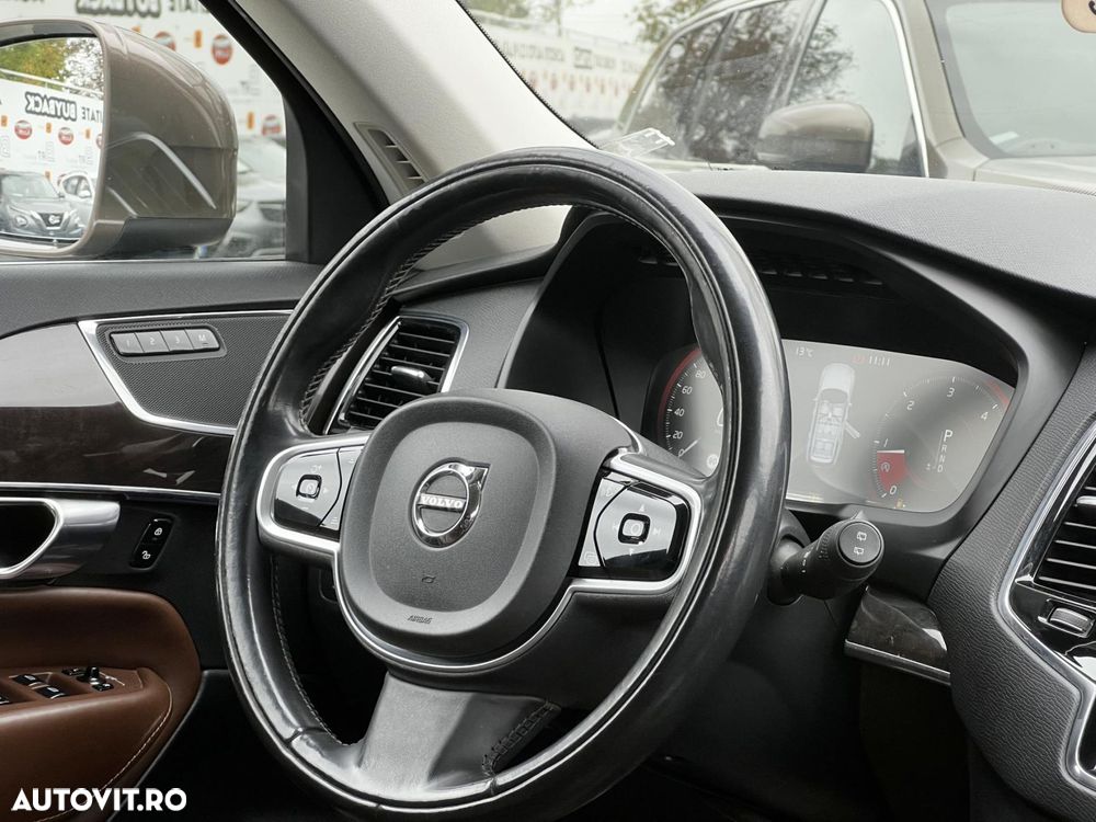Volvo XC 90 D5 AWD Inscription - 9
