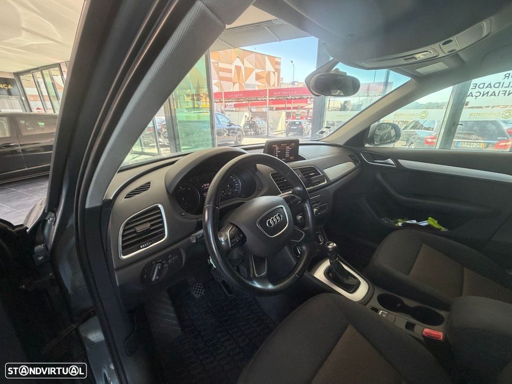 Audi Q3 2.0 TDI Design - 7