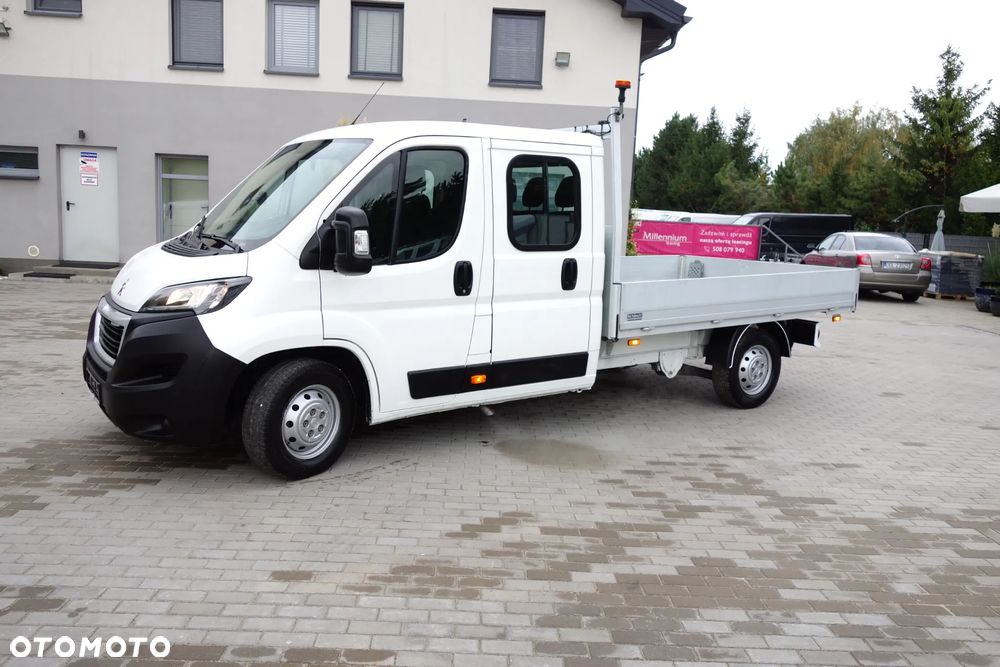 Peugeot Boxer Doka 7 Osobowa 2.2 Bluehdi 165 KM Klima Webasto - 17
