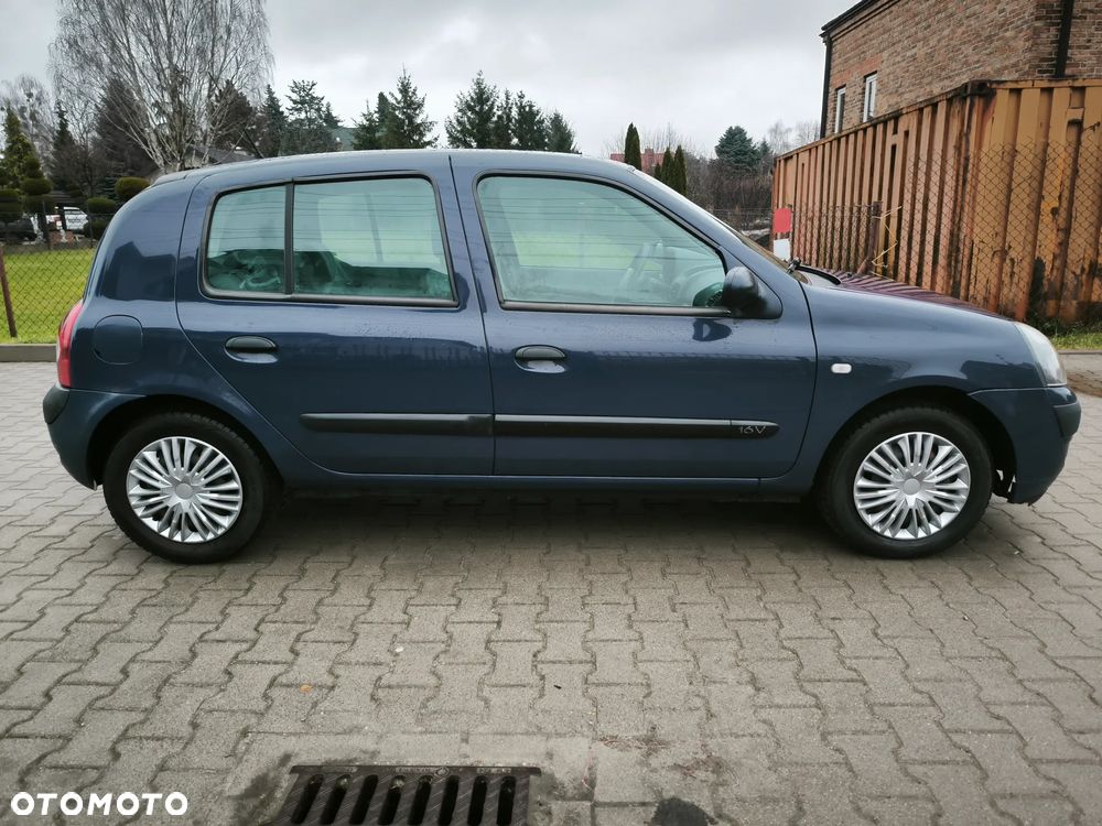 Renault Clio - 13
