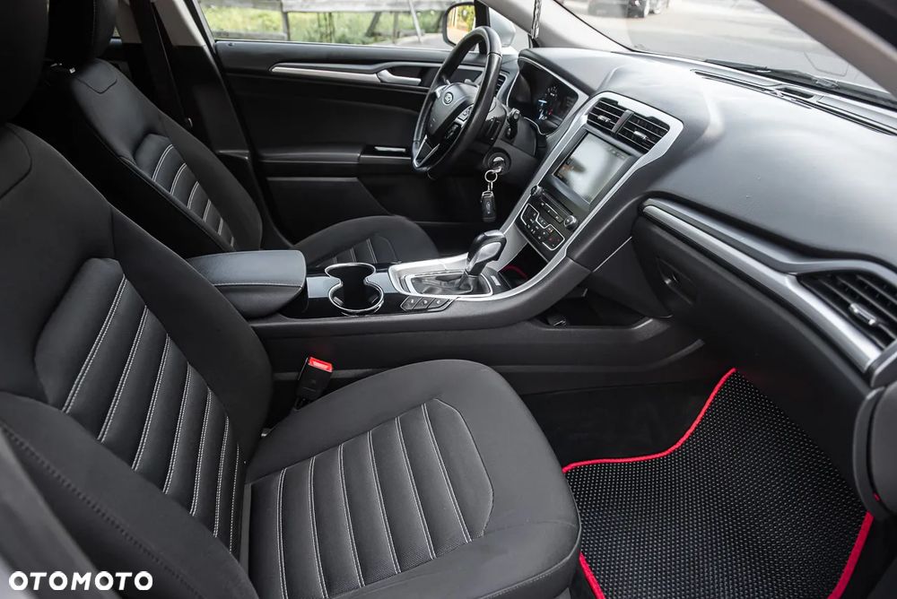 Ford Mondeo 2.0 TDCi Trend PowerShift - 31