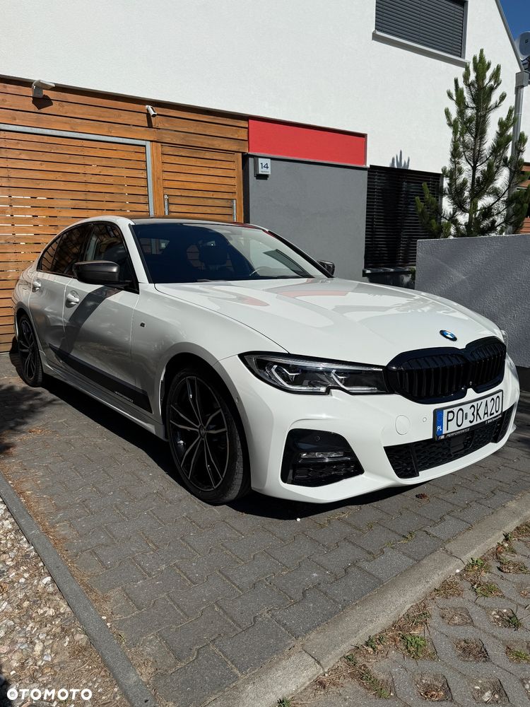 BMW Seria 3 320d xDrive M Sport - 4