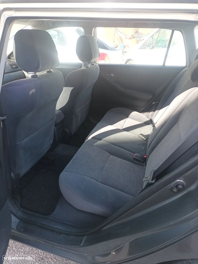 Toyota Corolla SW 1.4 VVT-i AC - 5