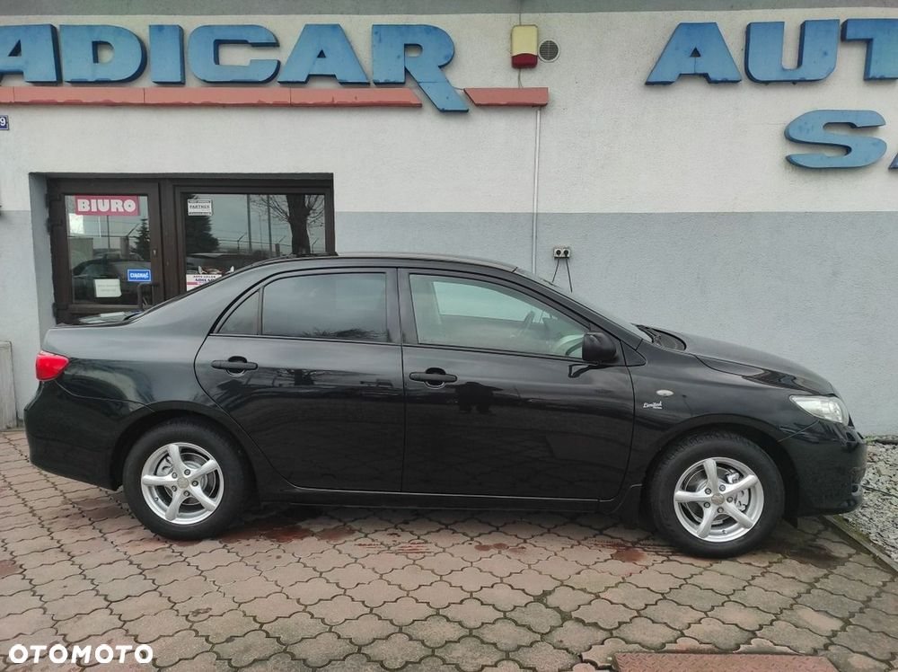 Toyota Corolla - 7