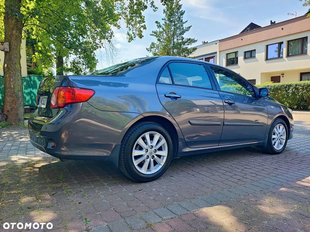 Toyota Corolla 1.6 VVT-i Prestige - 18