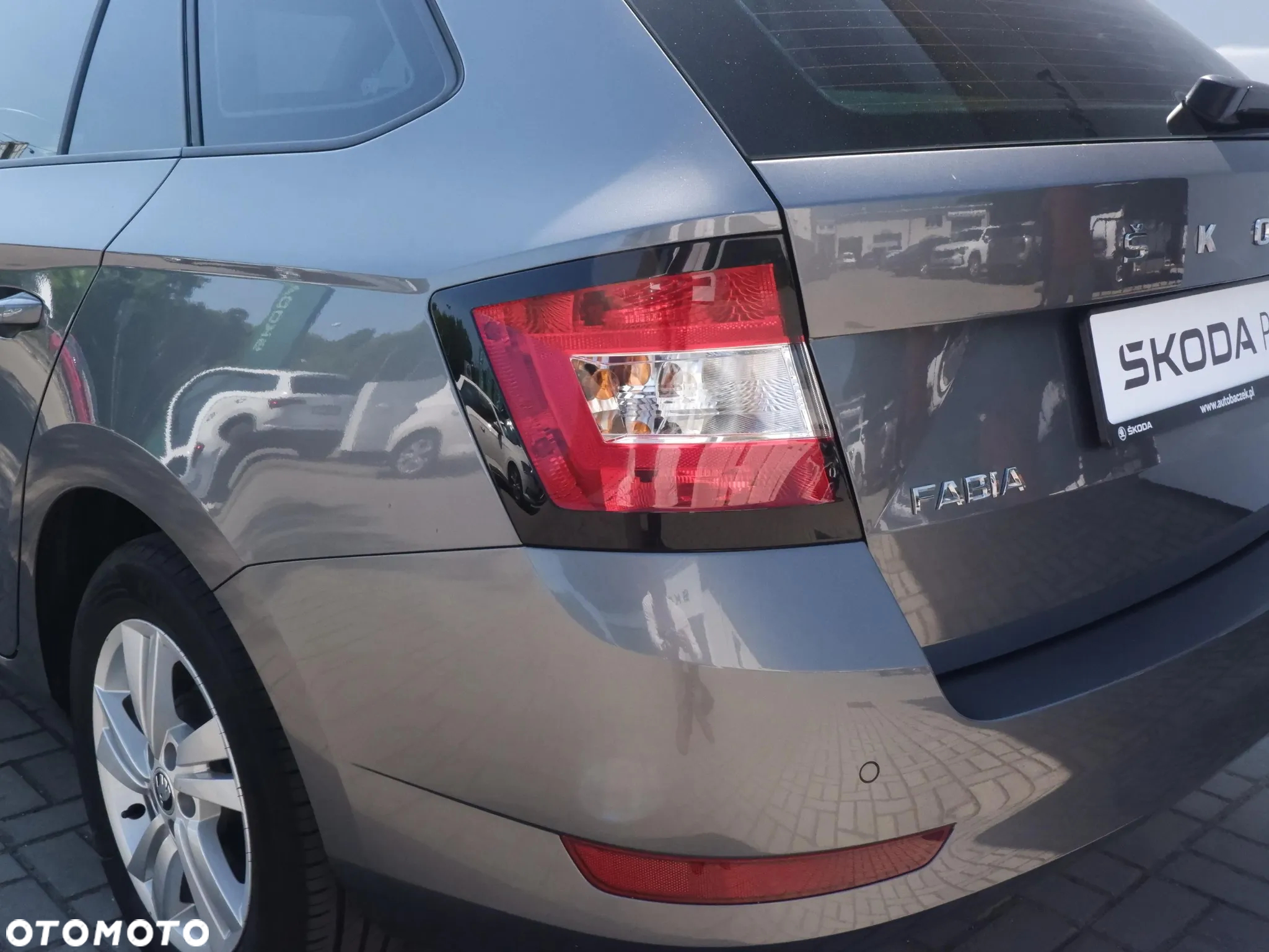 Skoda Fabia 1.0 TSI Ambition - 11