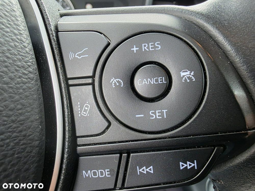 Toyota Corolla - 11