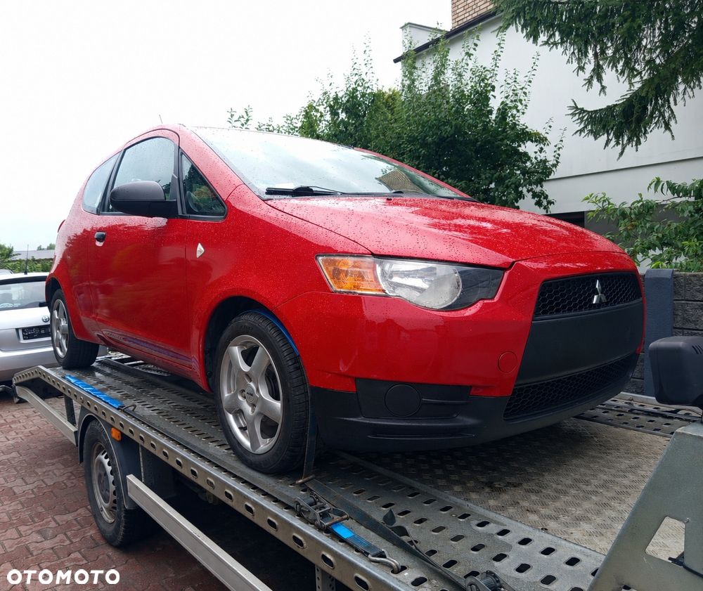 Mitsubishi Colt - 1