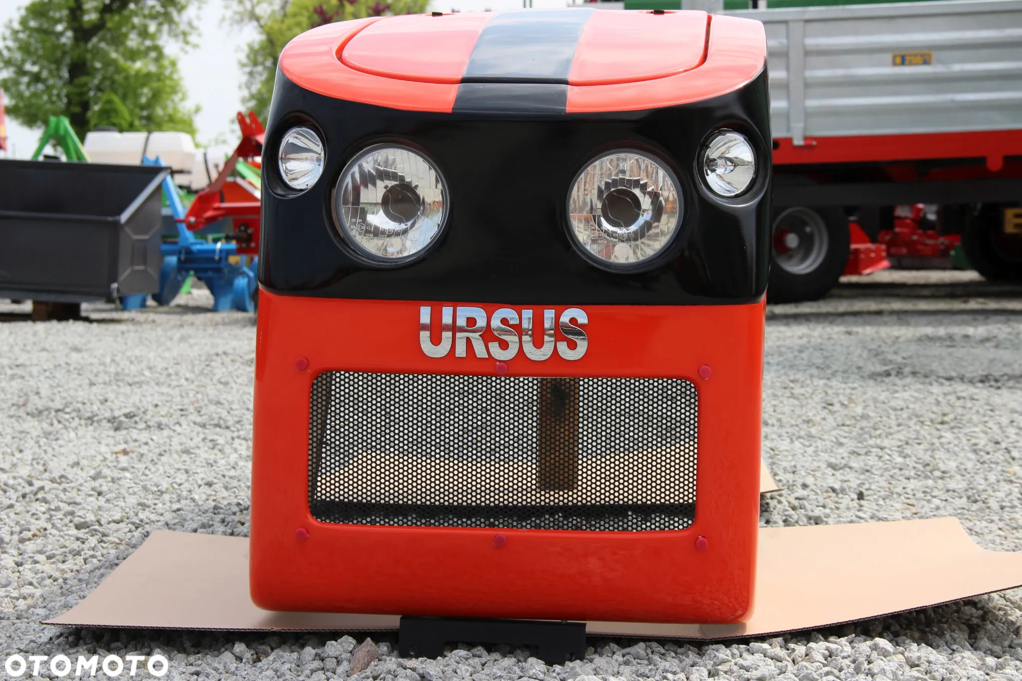 Maska z tworzywa ursus zetor 914, 385, 8011, 912,1614 nowość - 4