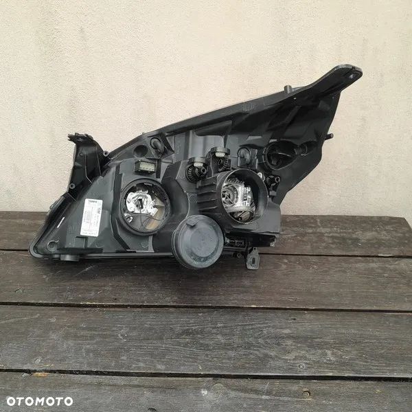 LAMPA PRZEDNIA PRAWA OPEL VECTRA C SIGNUM XENON LIFT 93179923 - 3