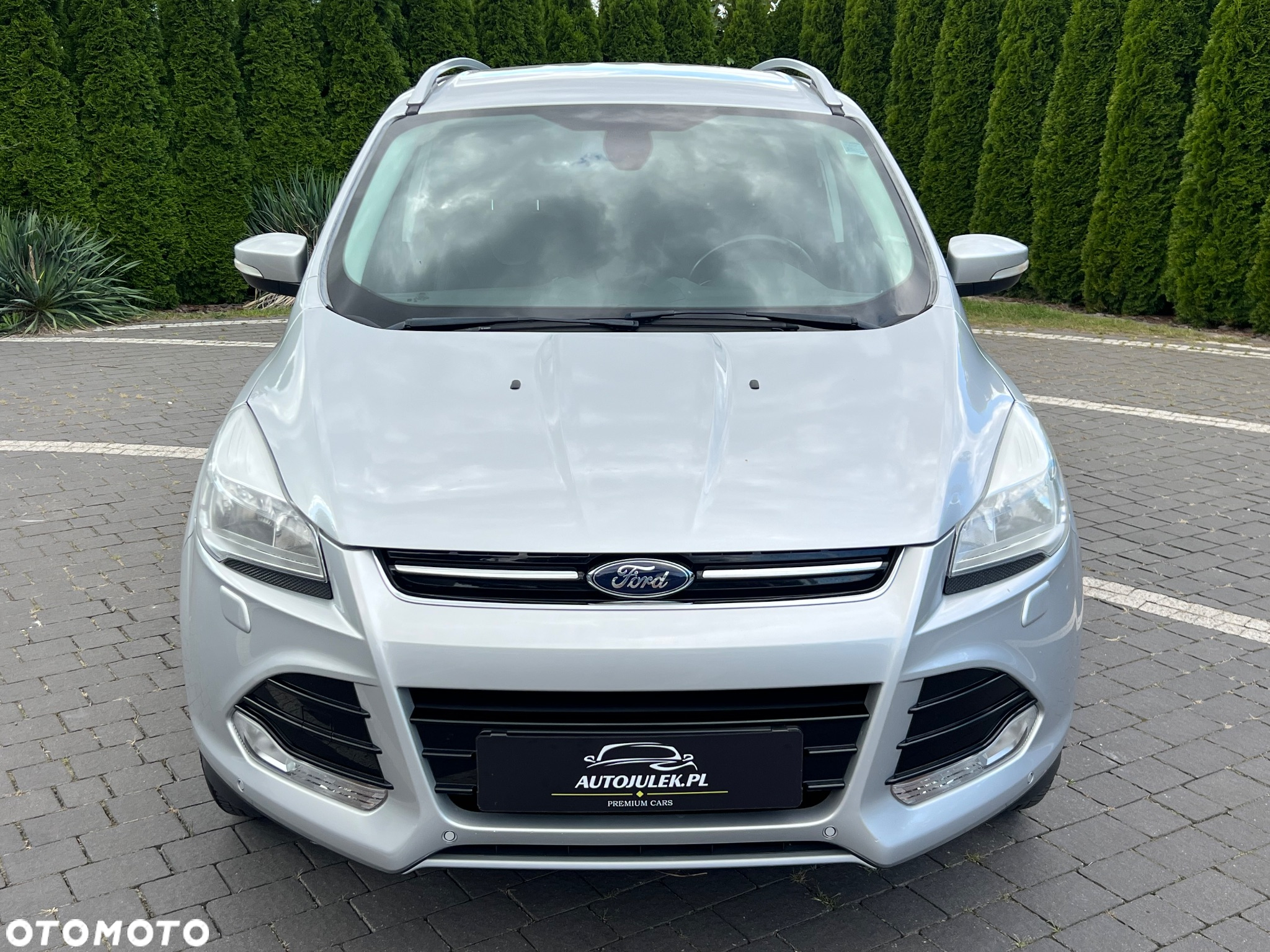 Ford Kuga 1.6 EcoBoost 2x4 Titanium - 3