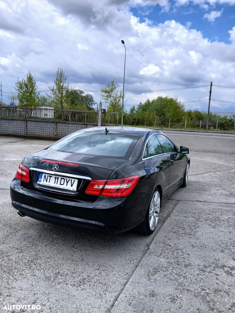 Mercedes-Benz E - 4