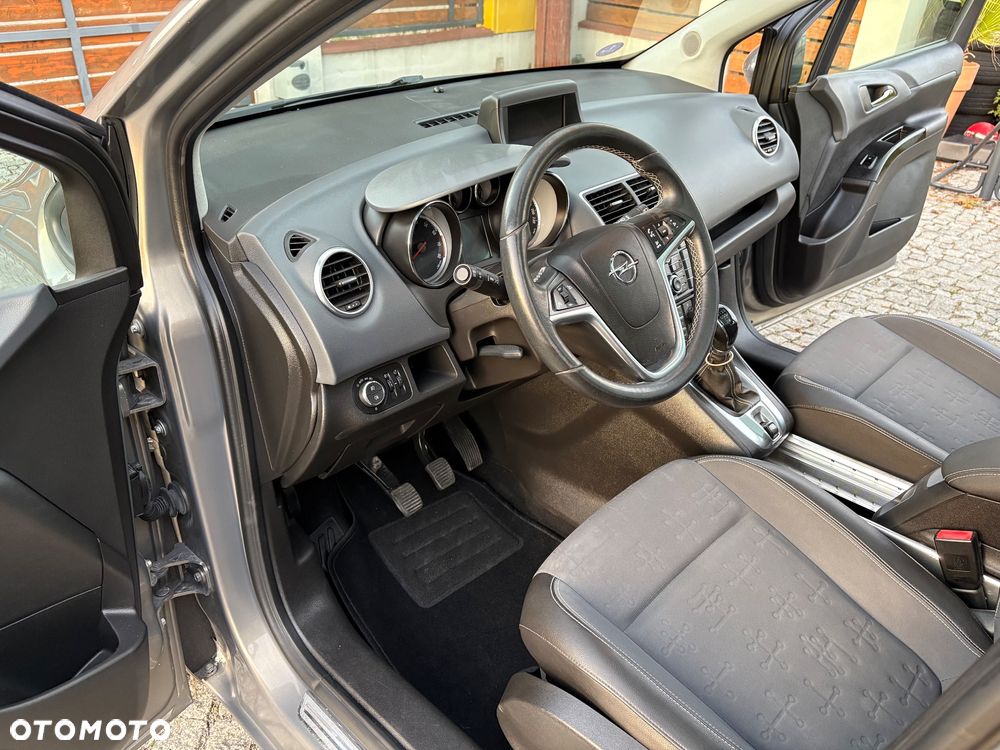 Opel Meriva 1.4 T Cosmo - 33