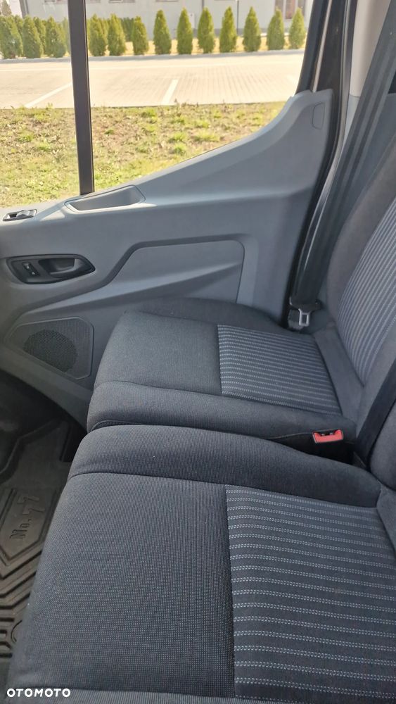 Ford Transit - 11