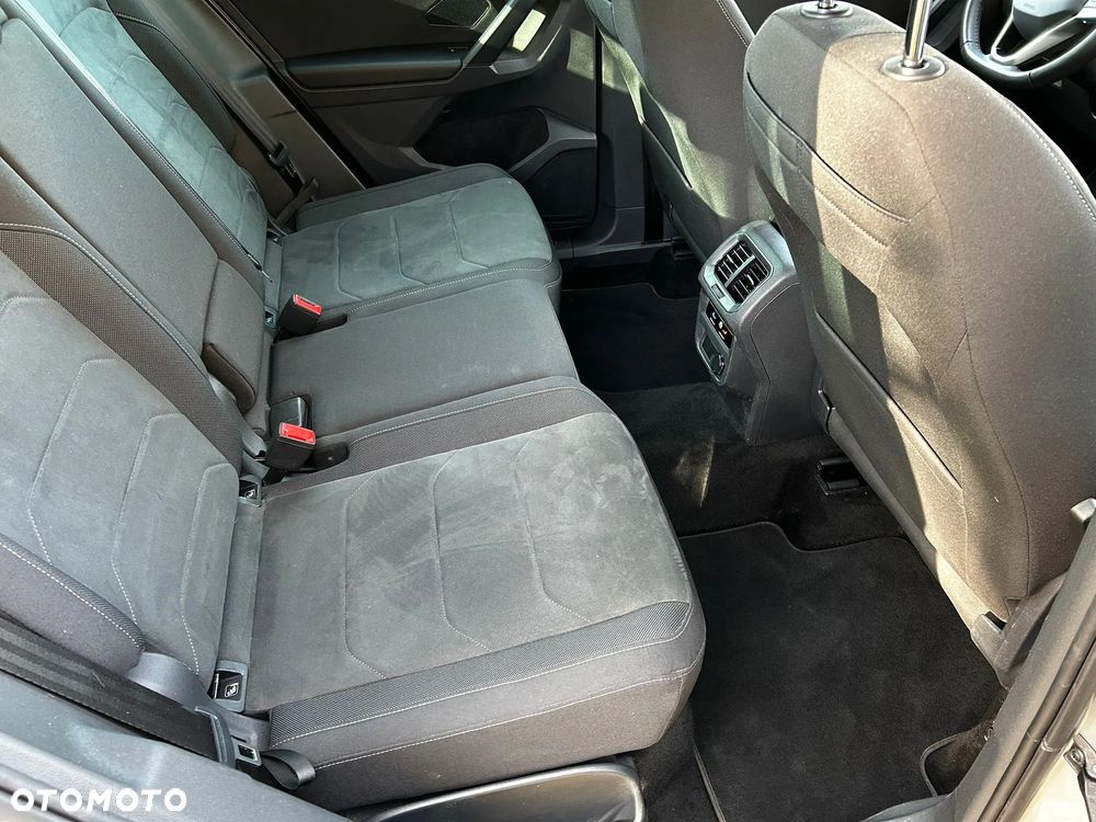 Volkswagen Tiguan 1.5 TSI EVO Elegance DSG - 30